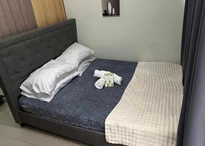 Affordable Cozy Place Walking Distance To Mall Of And Near Airport