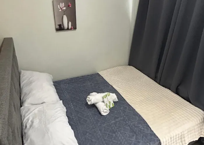 Affordable Cozy Place Walking Distance To Mall Of And Near Airport Apartment